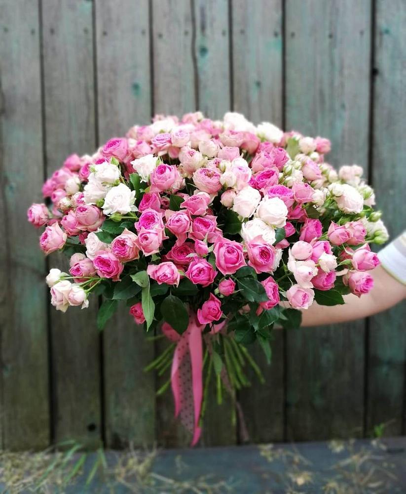 Розовые кустовые розы Натали и Лав Лидия в Чое Букет Розовые кустовые розы Натали и Лав Лидия в Чое