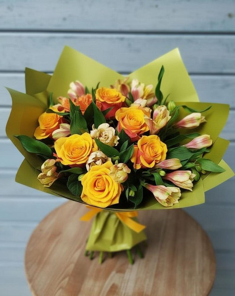 Букет созвездие в Чое Букет цветов из: Альстромерии и Розы в Чое